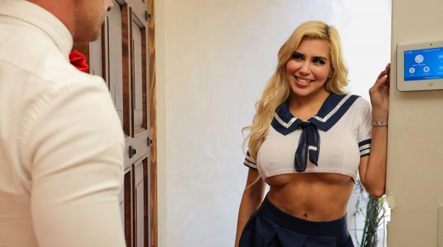 Schoolgirl Hunts for Your Dick – Caitlin Bell