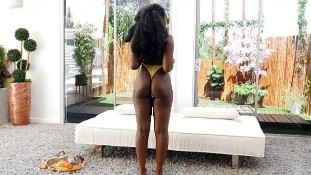 CastingCouchHD – Eve – Black girl with a PERFECT ass