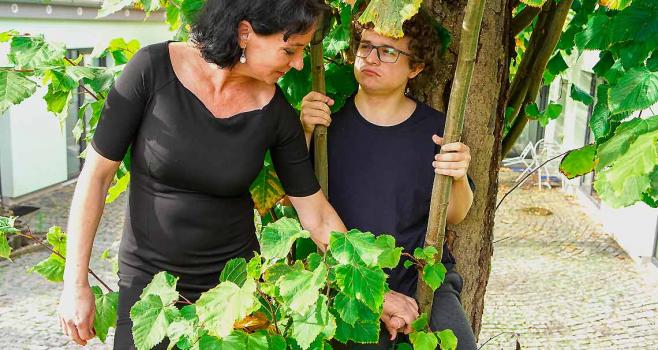 GrandMams – Rita Black - Stalker Has Finally Sex With Her